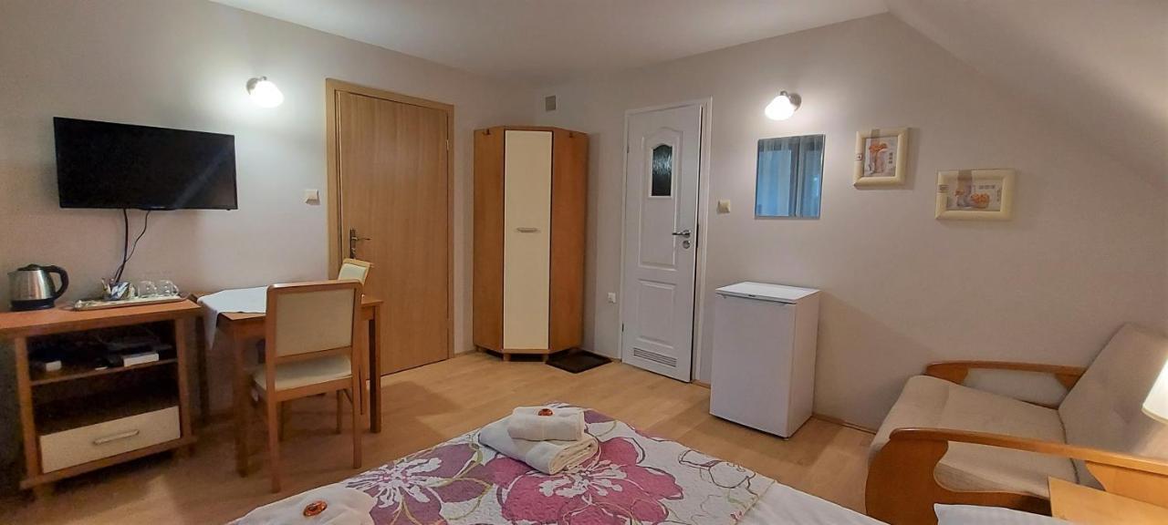 Ferienwohnung Dom Pod Kasztanami Kazimierz Dolny Exterior foto