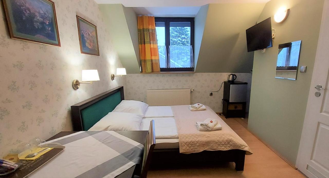 Ferienwohnung Dom Pod Kasztanami Kazimierz Dolny Exterior foto